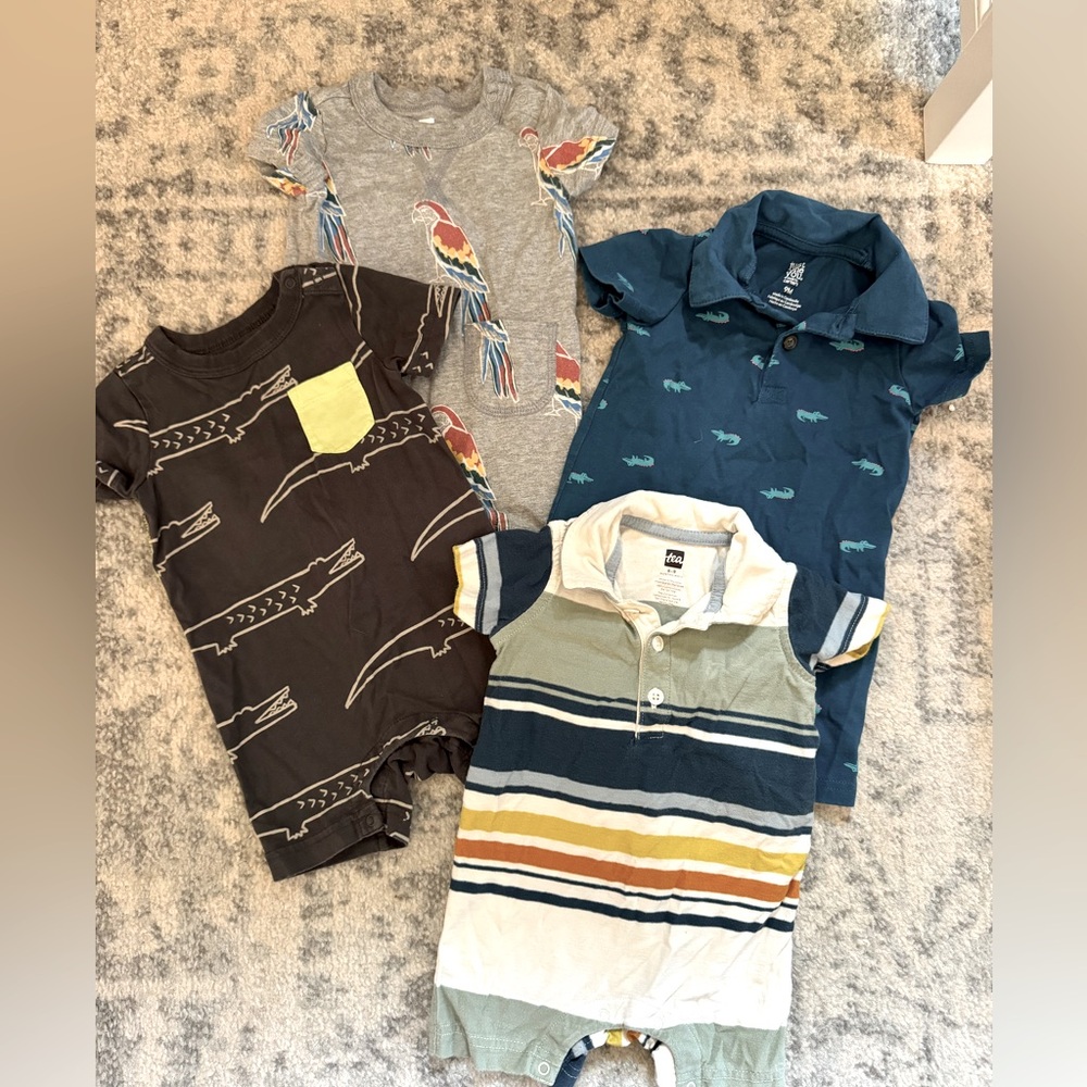 Bundle of 4 shortie rompers EUC